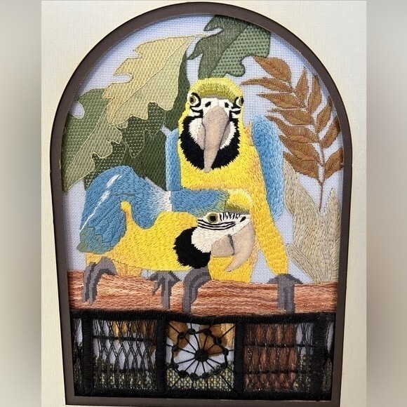 Vintage Original Embroidery Needlework Framed Art birds By H Greenhut - Picture 3 of 10